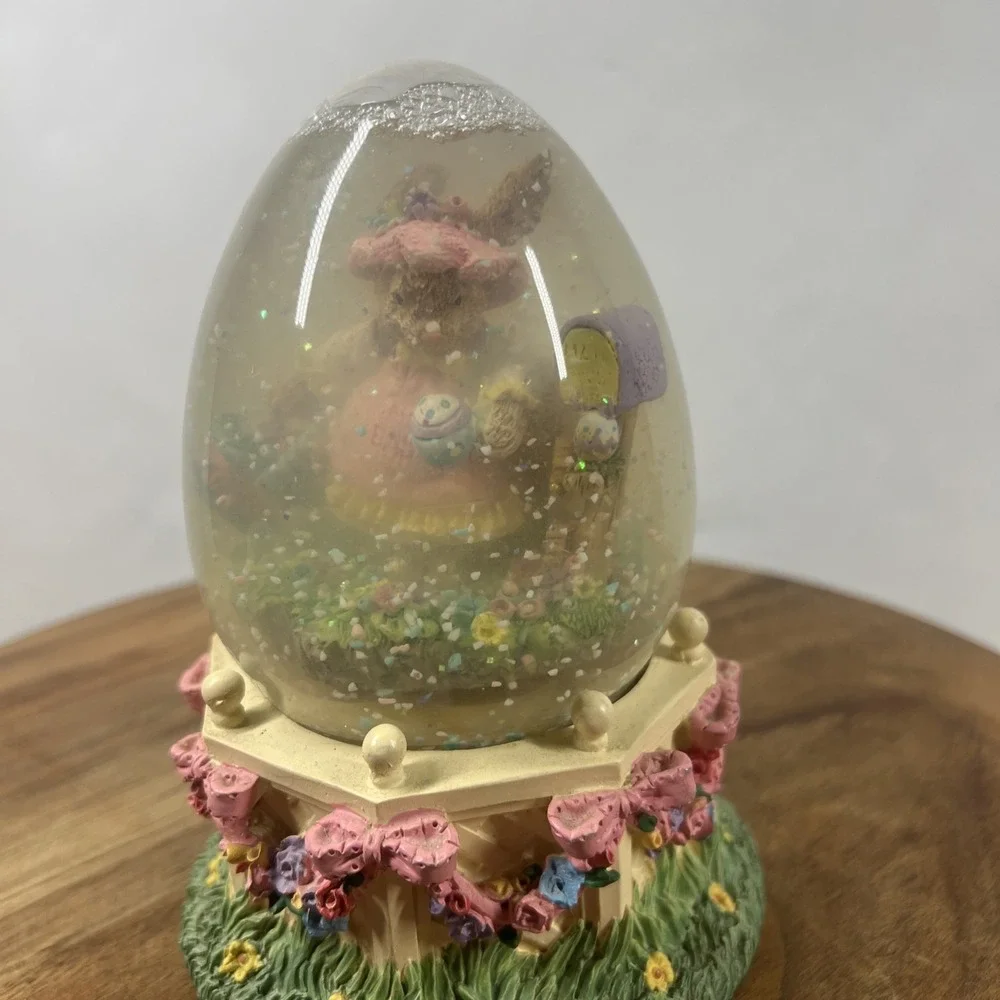 Vintage Mercuries USA 1993 Easter Bunny Egg‎ Musical Snow Globe